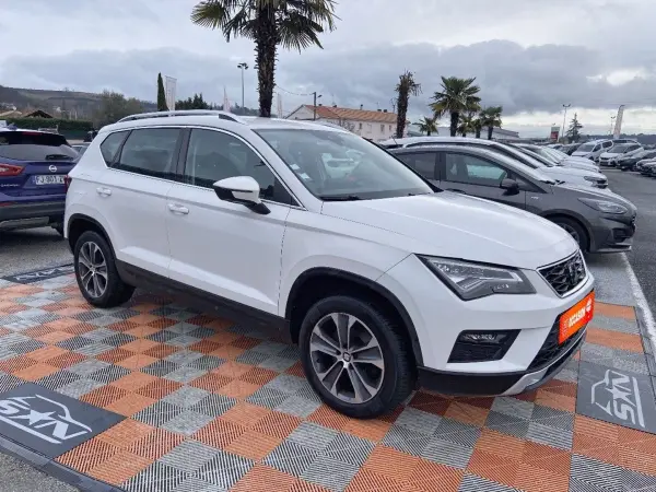 Seat ATECA 1.6 TDI 115 STYLE - Photo 3