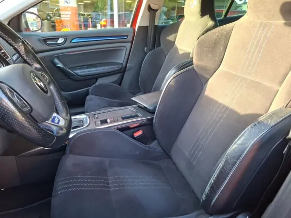 Renault MEGANE IV 1.6 DCI 165 EDC GT - Photo 3