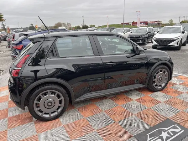 Renault R5 E-TECH ELEC 120 40kW AUTONOMIE URBAINE EVOLUTION 1°Main - Photo 4