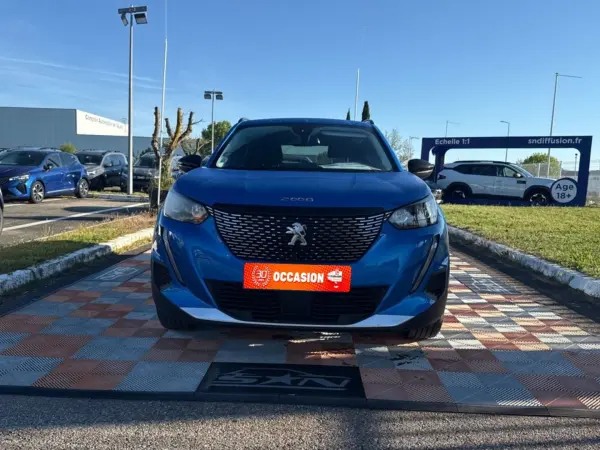 Peugeot 2008 PureTech 130 EAT8 ALLURE PACK GPS 10" Drive Assist - Photo 2