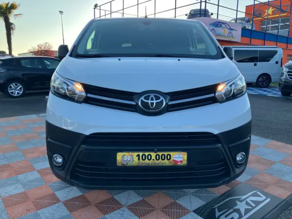 Toyota PROACE VERSO 2.0 D-4D 140 BV6 Dynamic Confort Combi Long 9 Places GPS - Photo 2